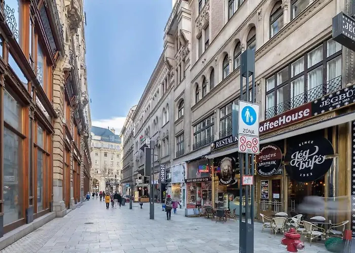 Ultra Location Apartamento *