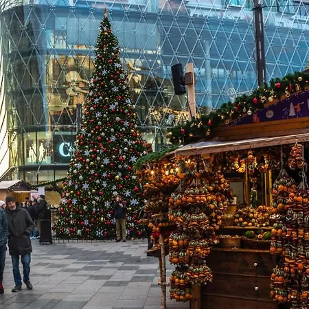 Ultra Location * Budapesta